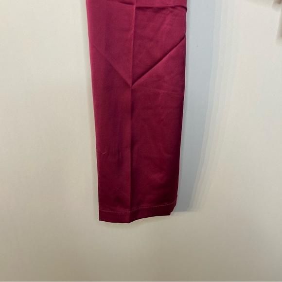 *NWT* More To Come Kaela Open Back Top in Burgundy, Size Medium, Blouse - Picture 4 of 9